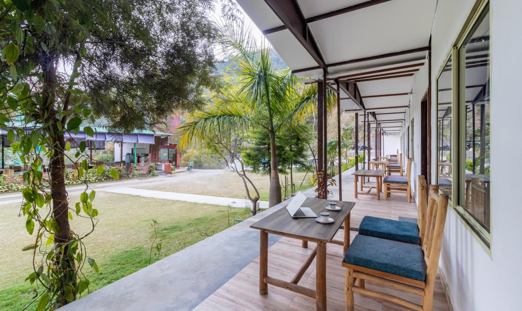 Itsy Hotels Paddler Zone With Bungee Jumping Shivpuri  Exterior photo